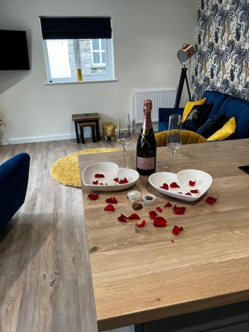 Ulverston Stunning 1 Bedroom Apartment ภายนอก รูปภาพ